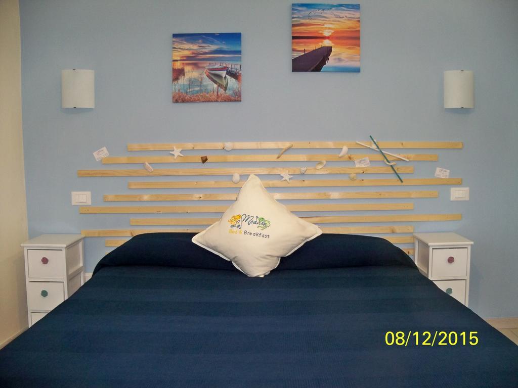 B&B Le Meduse Fiumicino Habitación foto