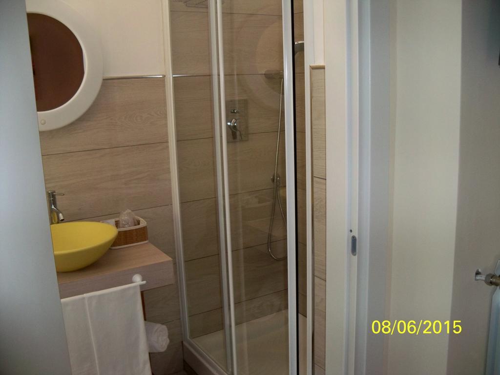 B&B Le Meduse Fiumicino Habitación foto