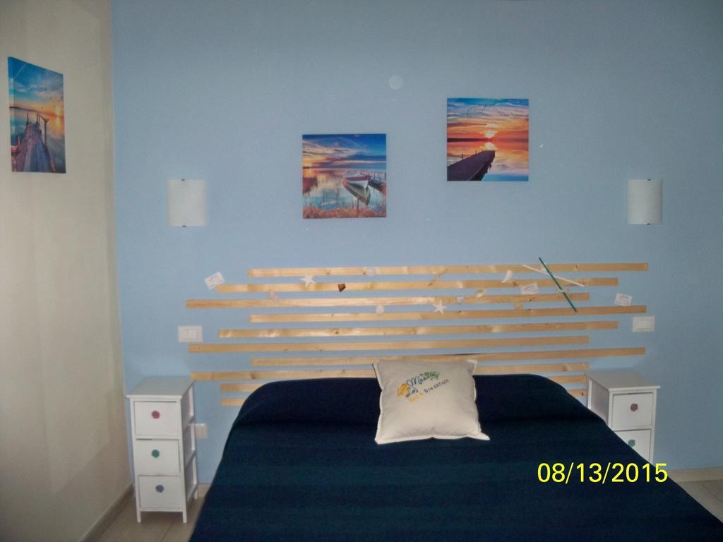 B&B Le Meduse Fiumicino Habitación foto