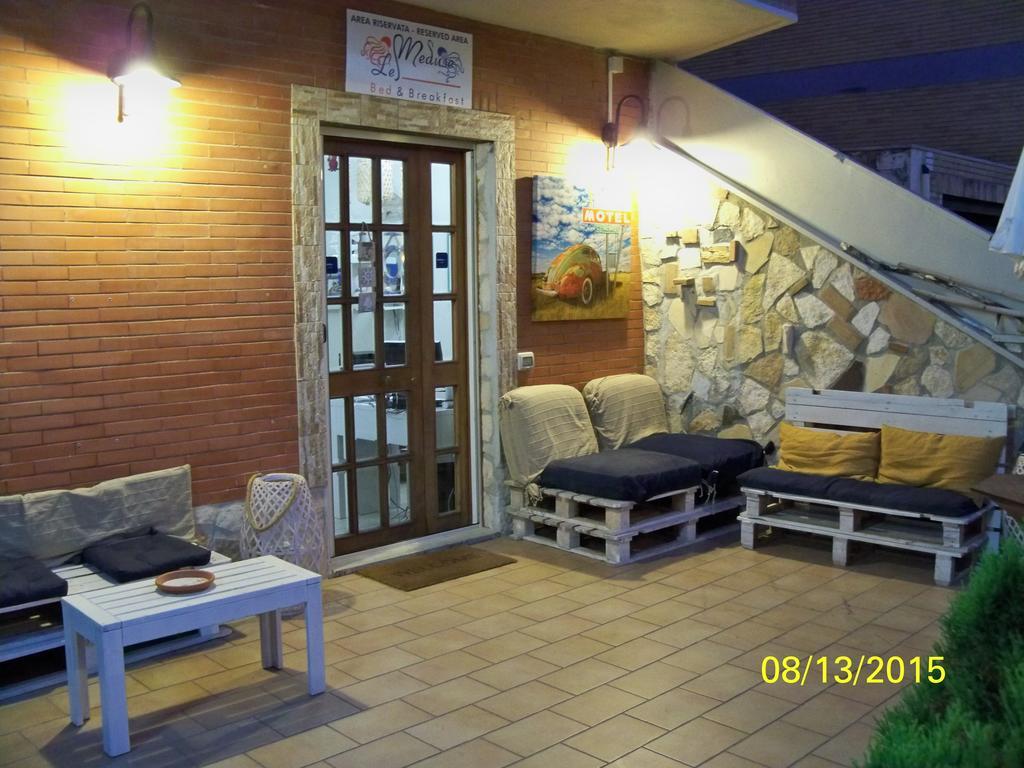 B&B Le Meduse Fiumicino Exterior foto