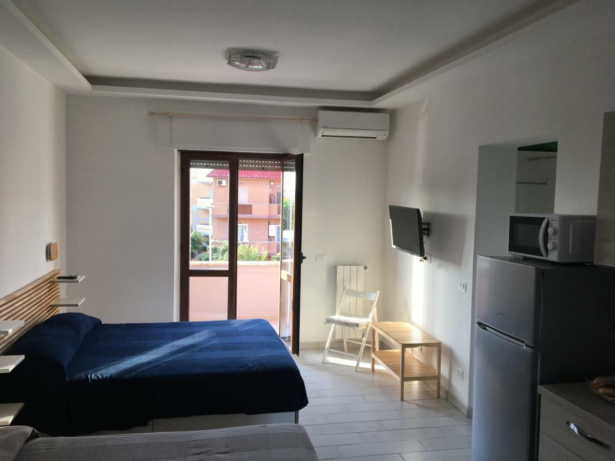 B&B Le Meduse Fiumicino Exterior foto